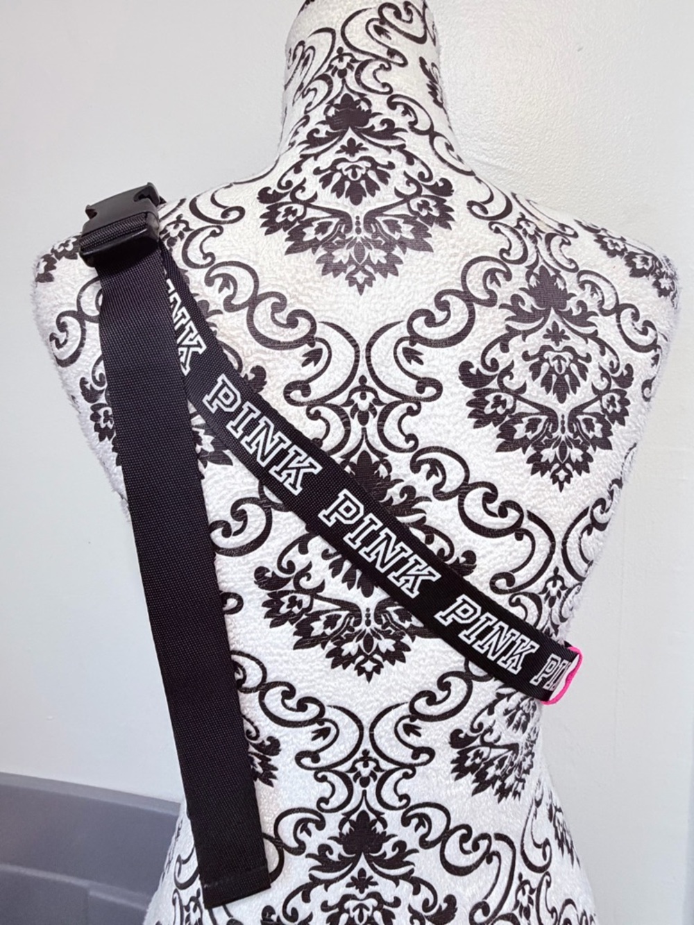 PINK Victoria's Secret Hot Pink Crossbody Bag - Picture 3 of 6